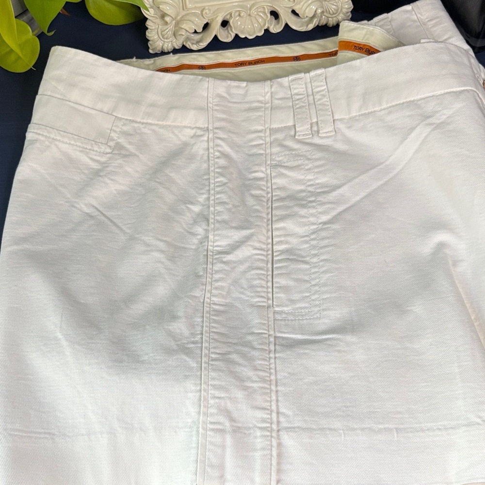 Tory Burch Cream Women's Shorts - Picture 9 of 9